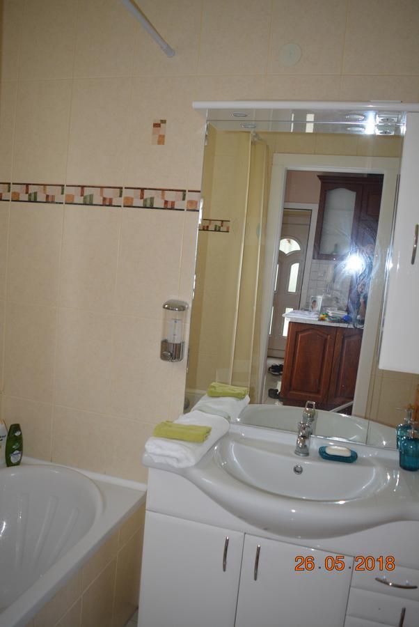 Berettyo Central Apartment Berettyóújfalu Buitenkant foto